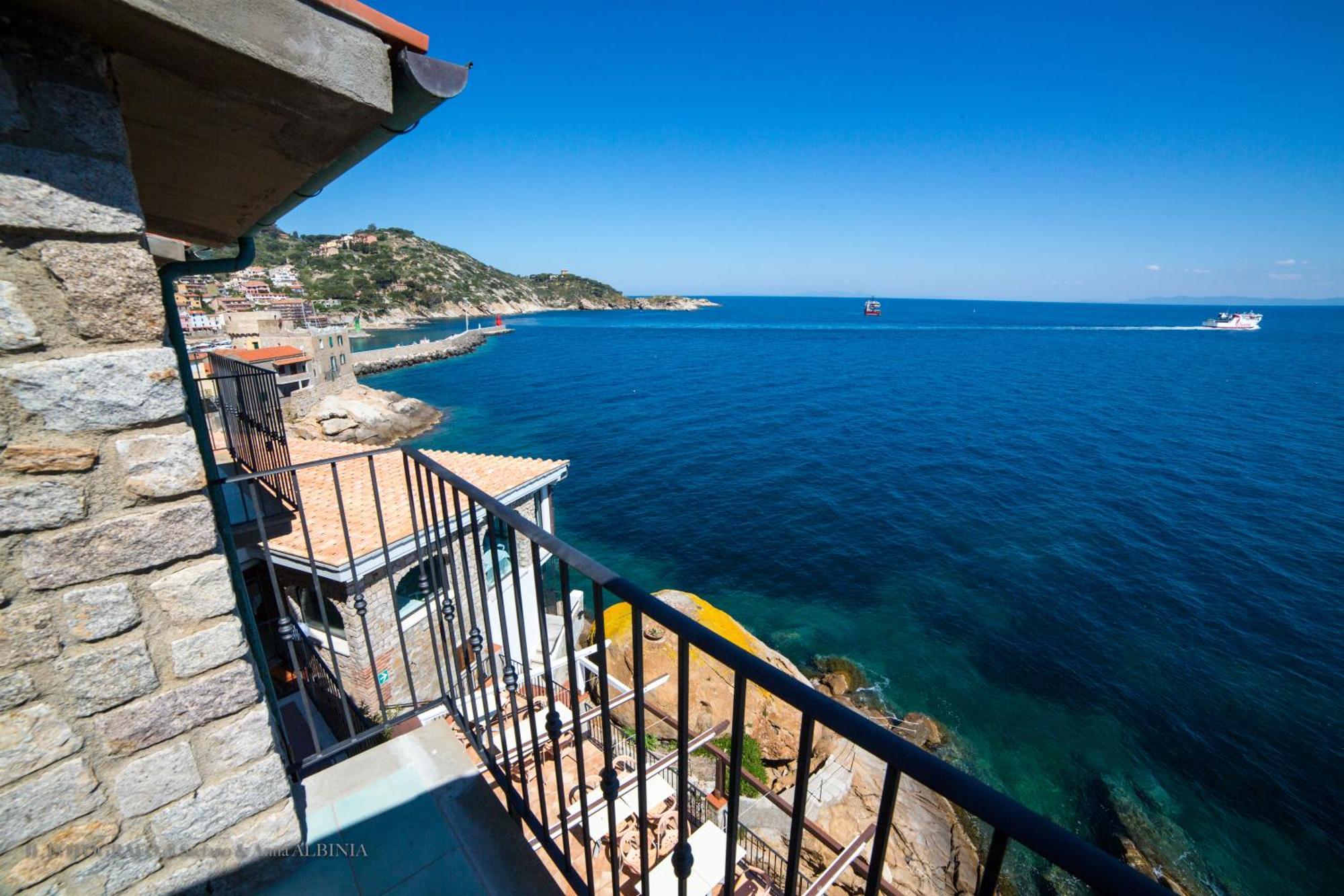 Hotel Saraceno Giglio Porto Exteriör bild