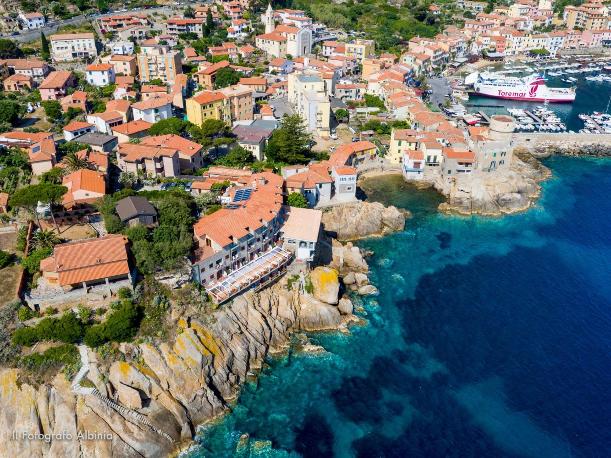 Hotel Saraceno Giglio Porto Exteriör bild